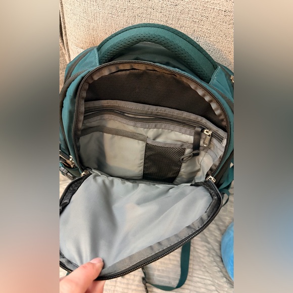 THE NORTH FACE RECON BACKPACK 30L - Picture 5 of 10